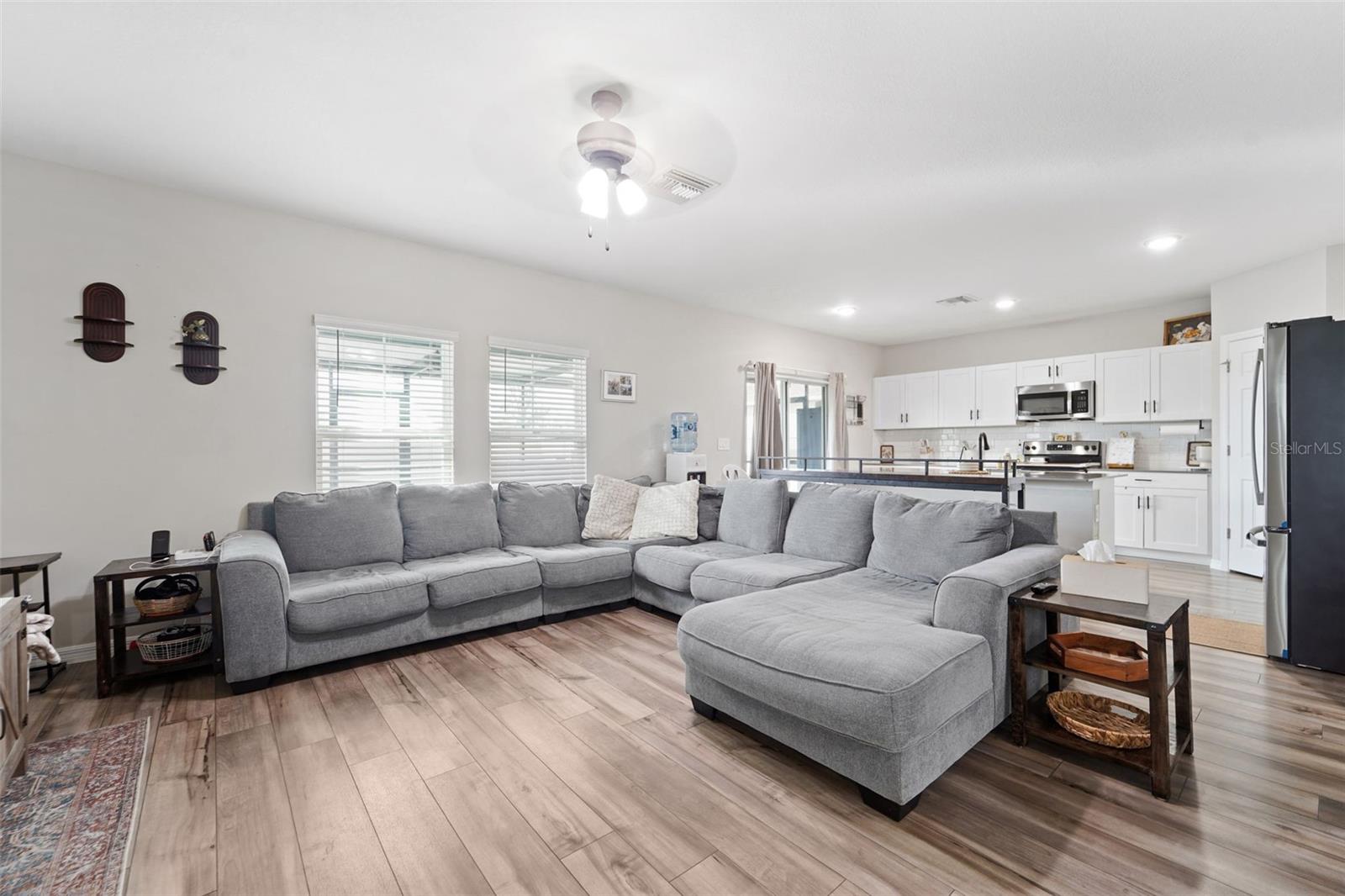 PASADENA POINT PHASE 1 - Residential