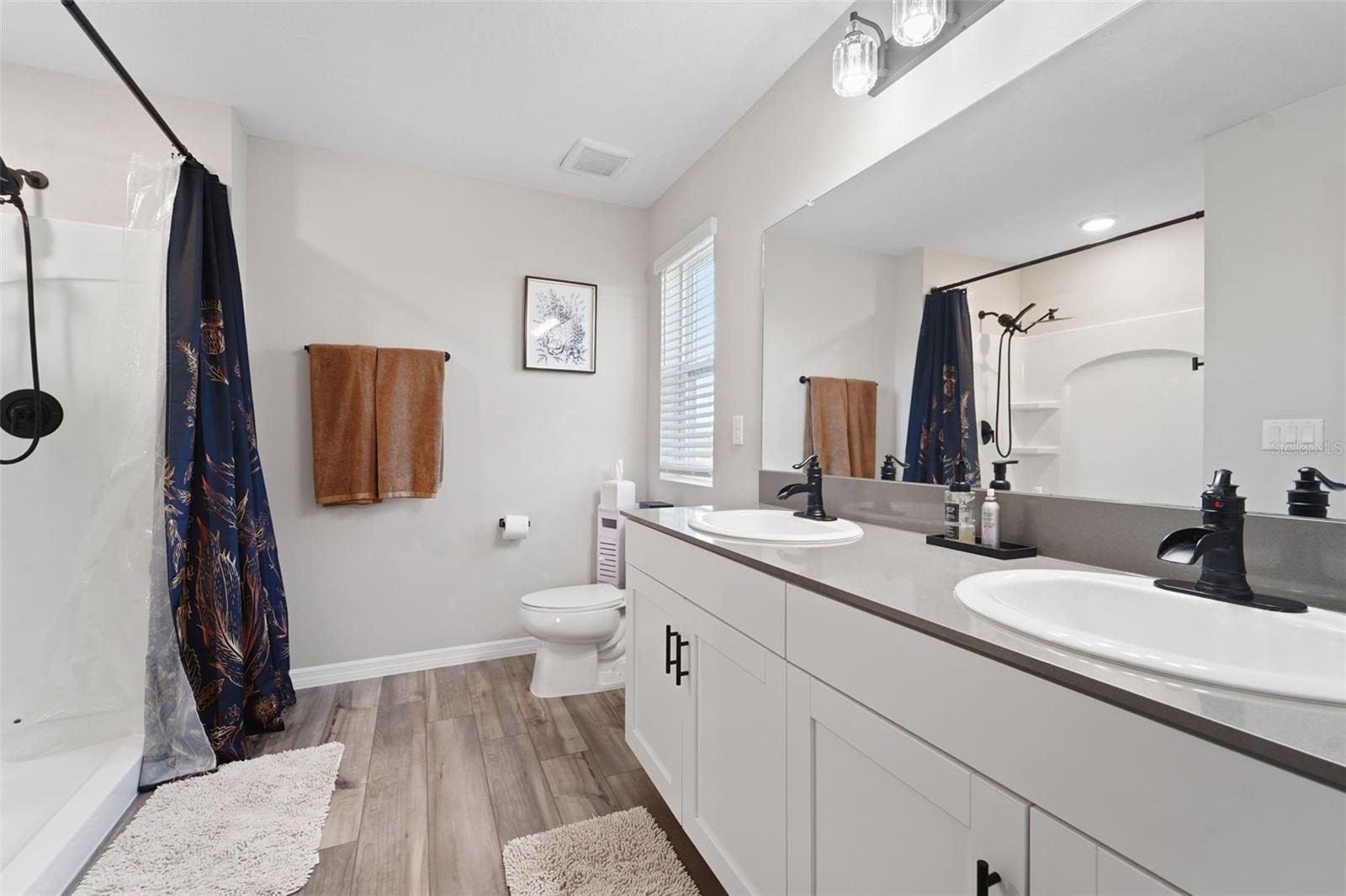 PASADENA POINT PHASE 1 - Residential