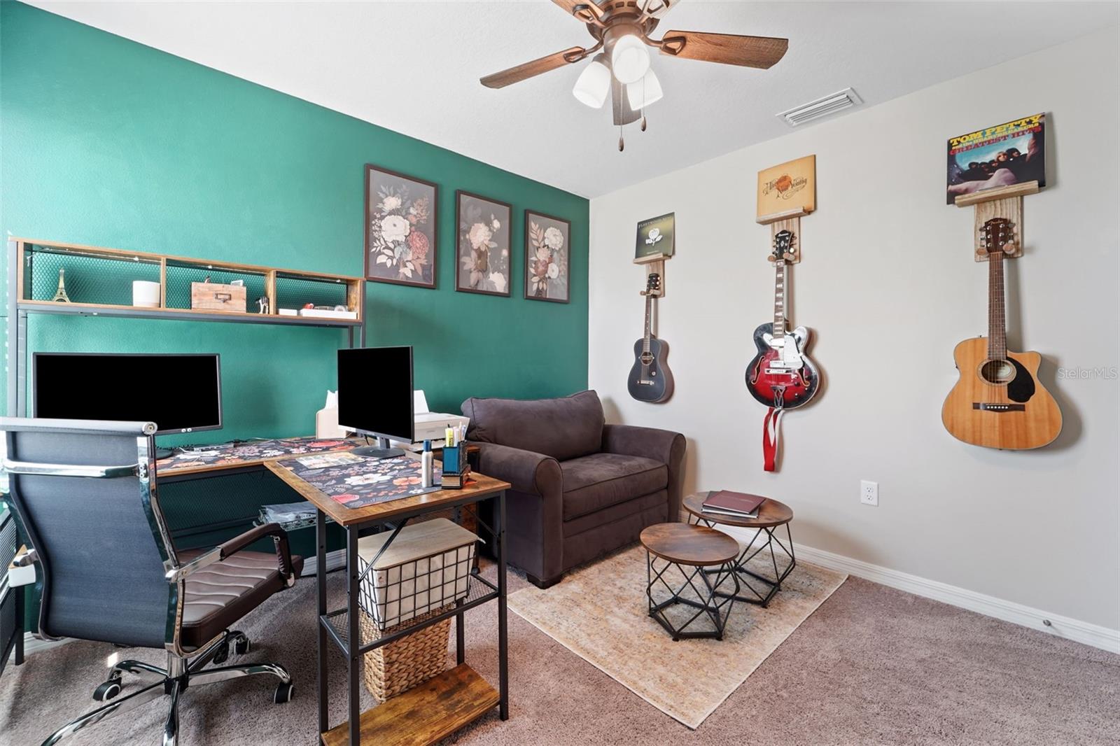 PASADENA POINT PHASE 1 - Residential