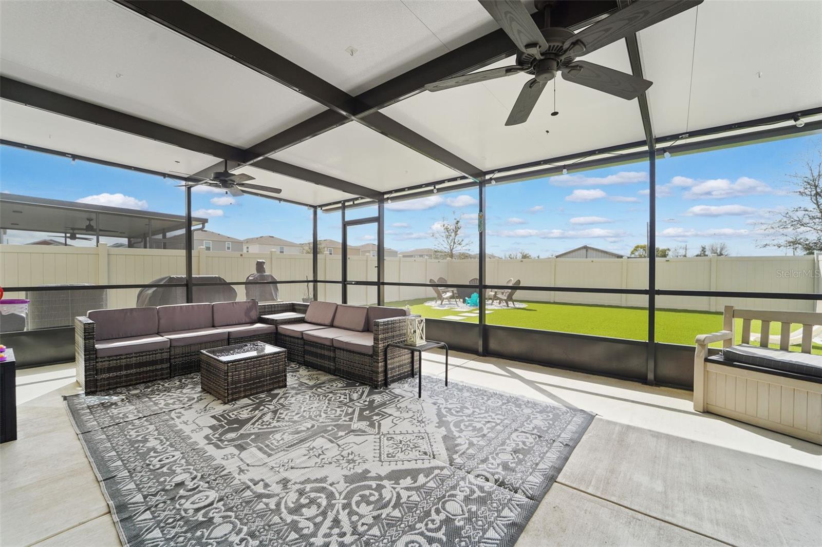 PASADENA POINT PHASE 1 - Residential