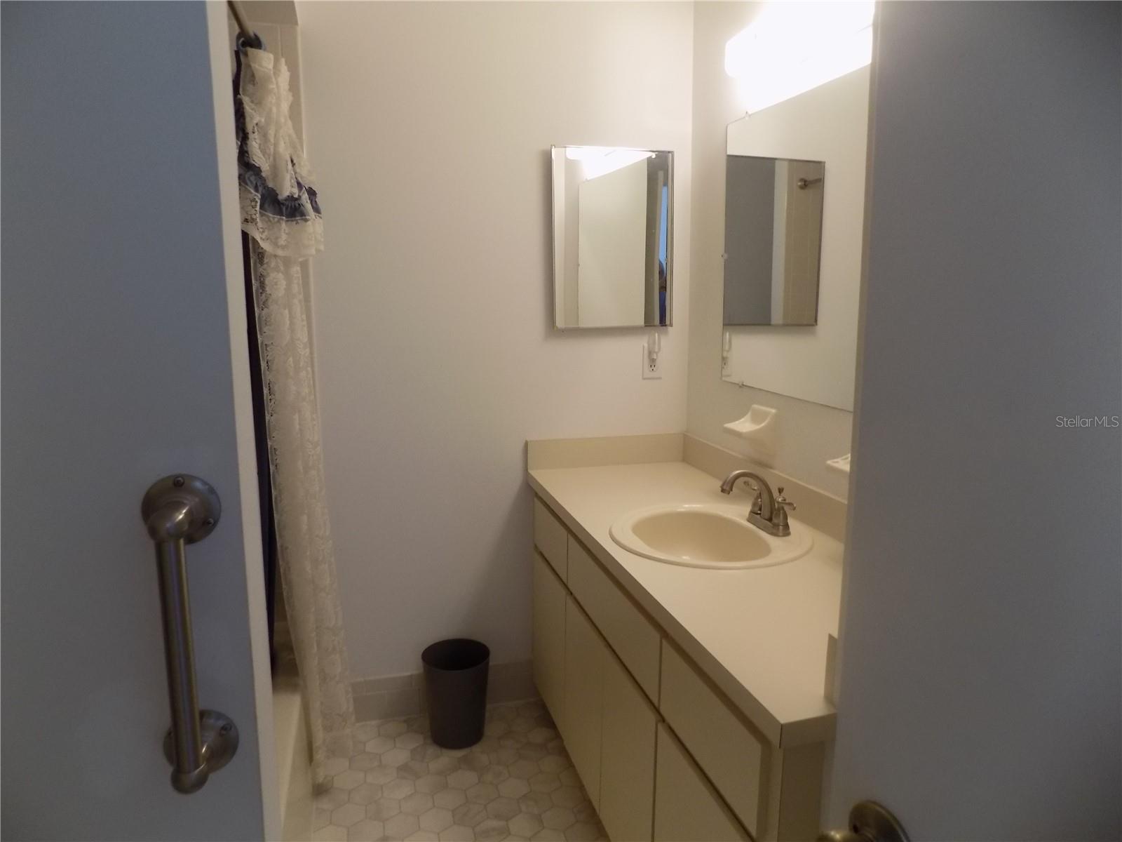 SPRUCE CREEK SOUTH - Residential