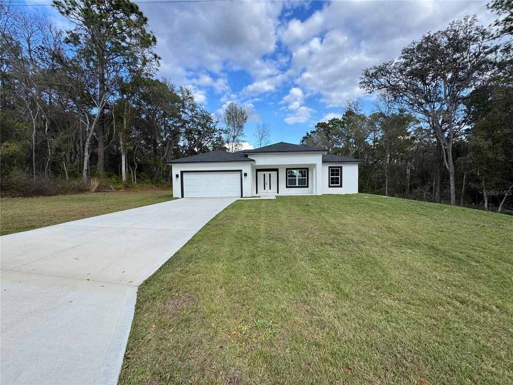 Photo of 8511 N Golfview Drive, Citrus Springs, FL 34434 (MLS # O6374546)