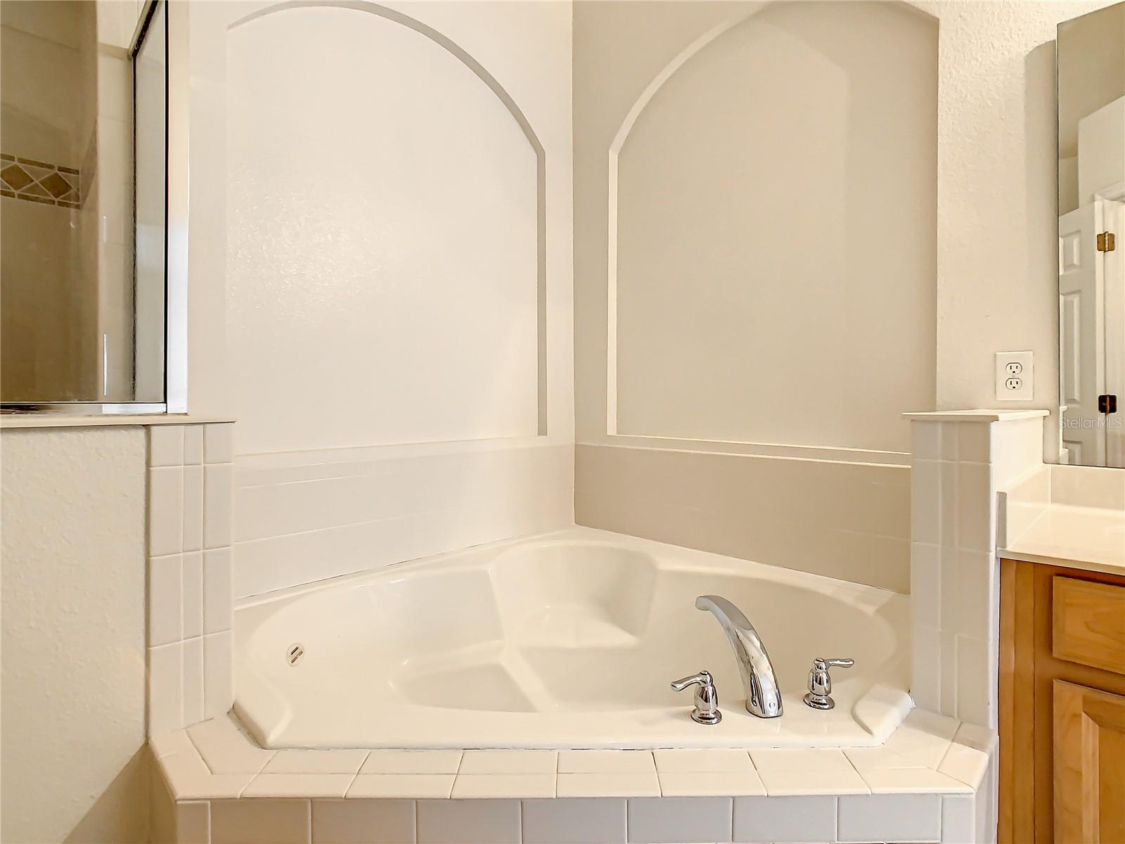 BRISTOL COVE AT DEER CREEK P1 - Residential