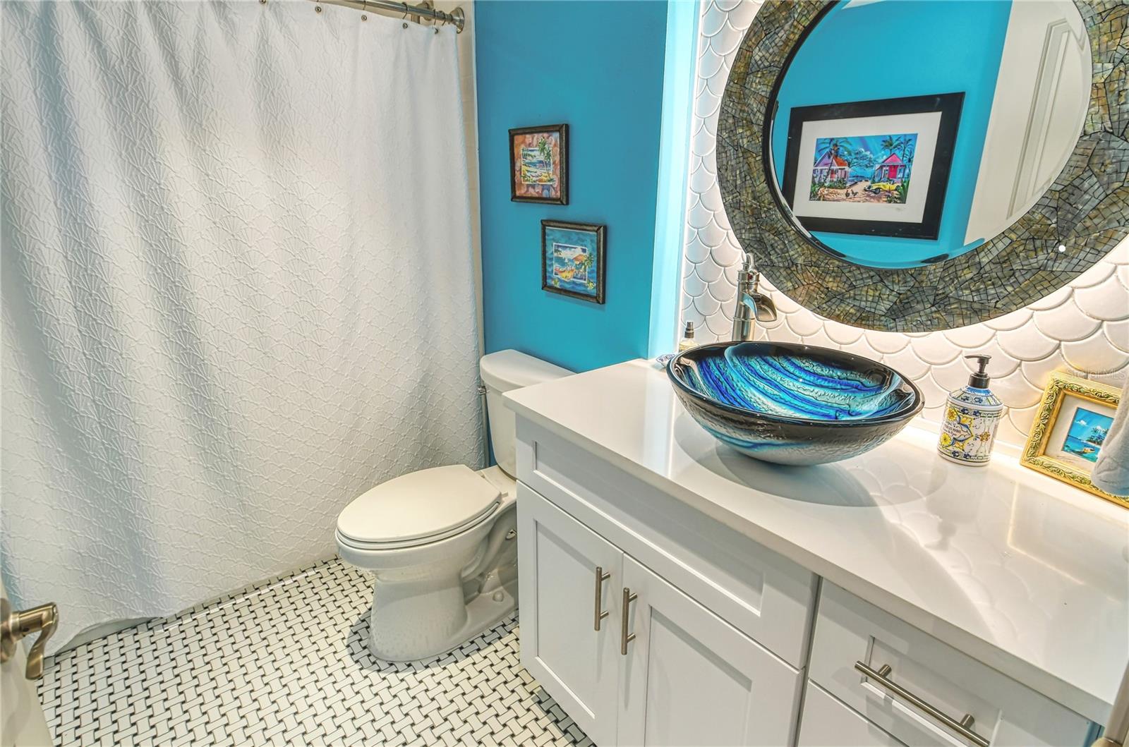 POINTE ON MIDNIGHT PASS - Residential