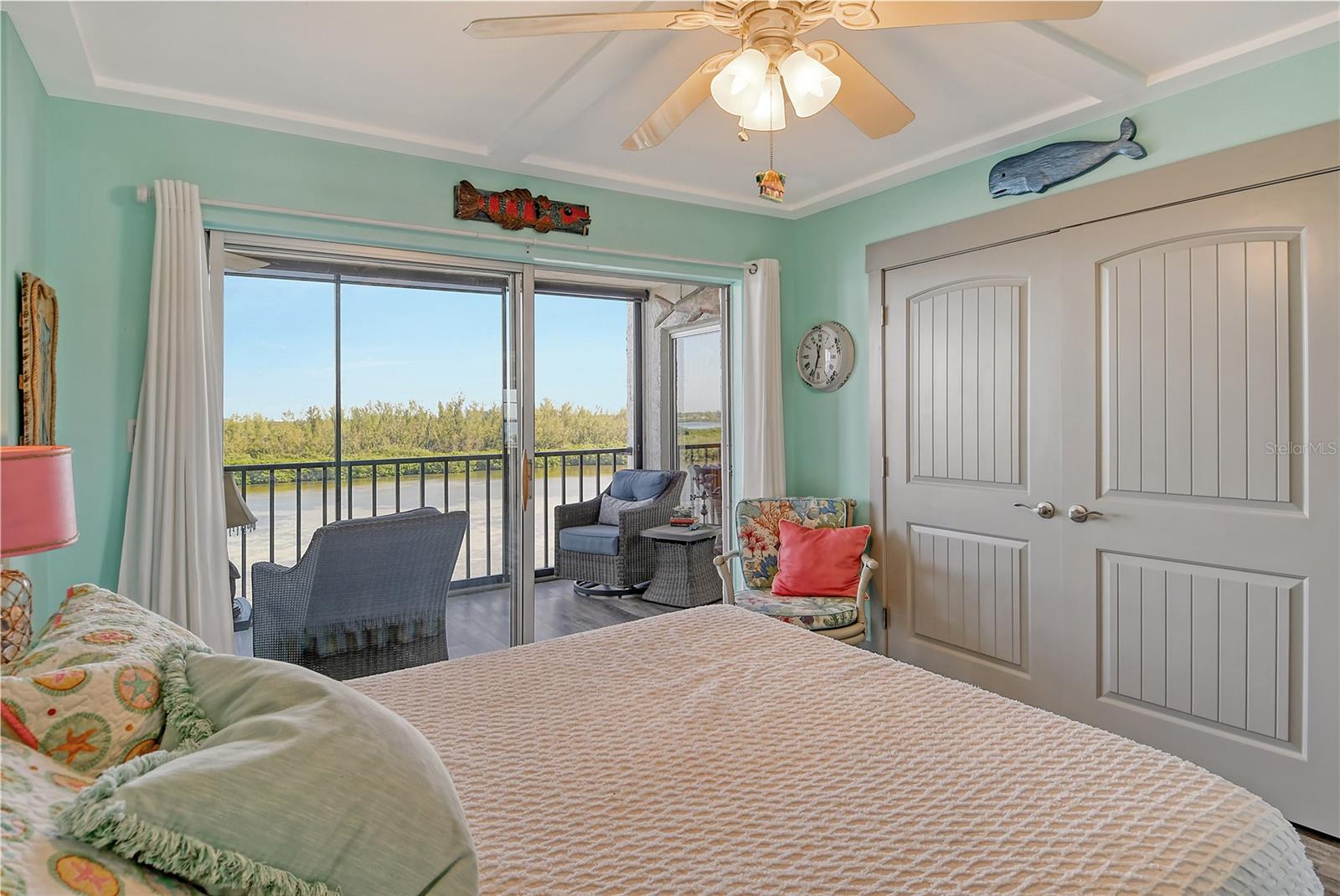 POINTE ON MIDNIGHT PASS - Residential