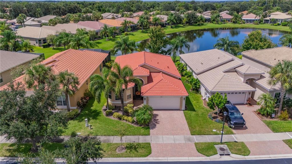Photo of 15931 Golden Lakes Drive, Wimauma, FL 33598 (MLS # TB8422454)