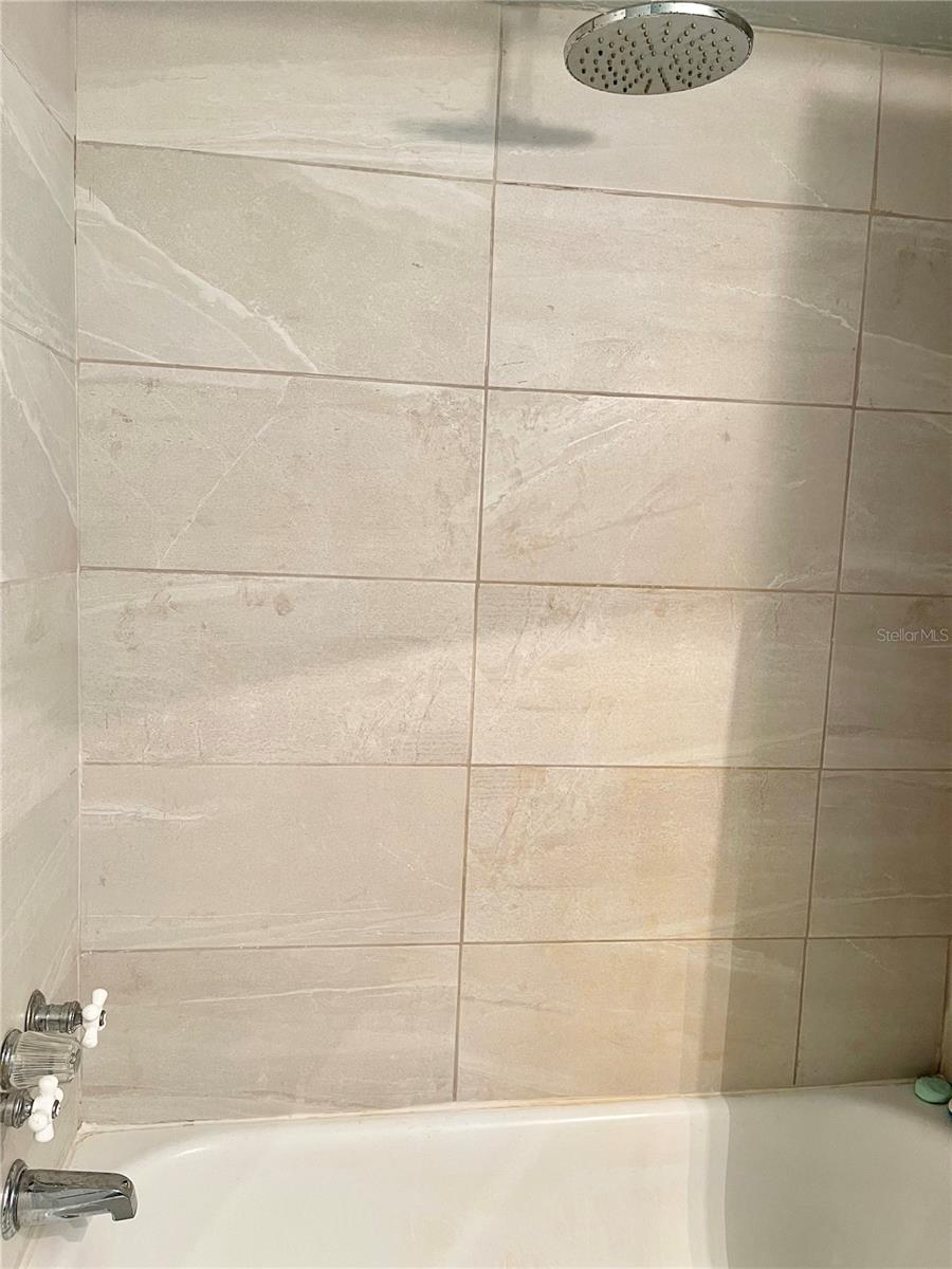 DAYTONA NORTH - Residential