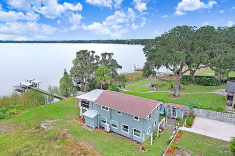 Photo of 11337 Knights Griffin Road, Thonotosassa, FL 33592 (MLS # TB8552181)