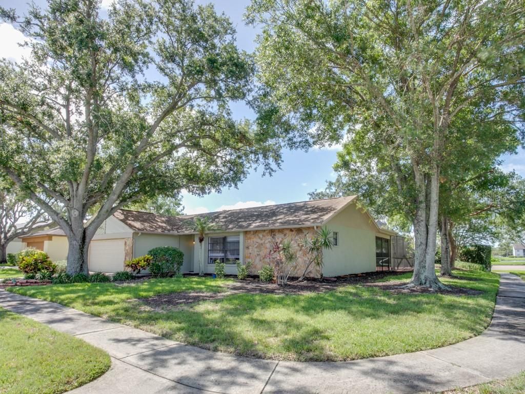 Photo of 1610 Sanderling Court, Brandon, FL 33511 (MLS # TB8397304)