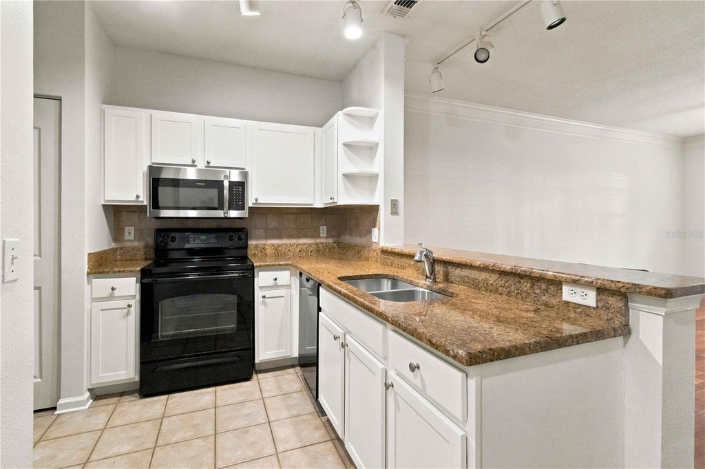 Photo of 4207 S Dale Mabry Highway #1104, Tampa, FL 33611 (MLS # TB8544459)