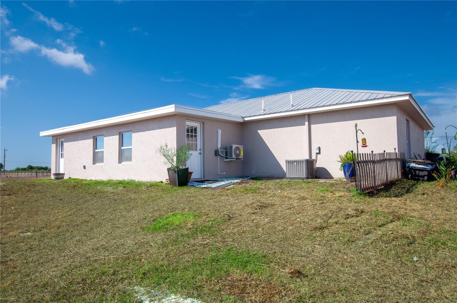 EUGENE TURNER MINOR SE - Residential