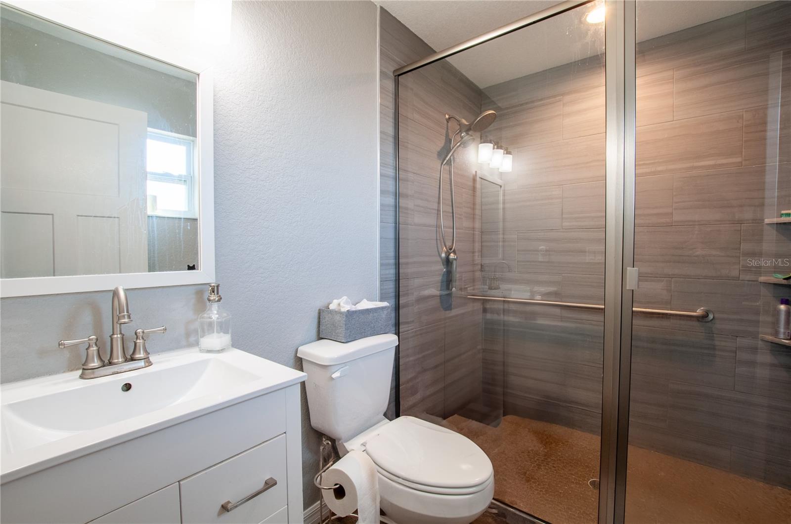 EUGENE TURNER MINOR SE - Residential