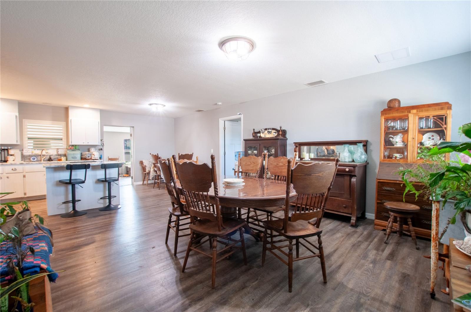 EUGENE TURNER MINOR SE - Residential