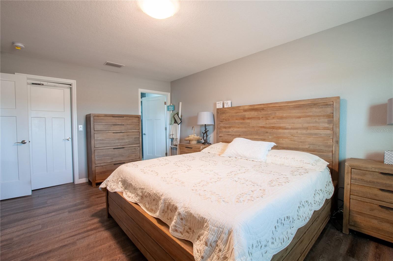 EUGENE TURNER MINOR SE - Residential