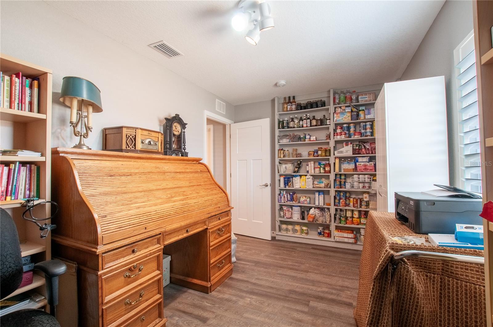 EUGENE TURNER MINOR SE - Residential