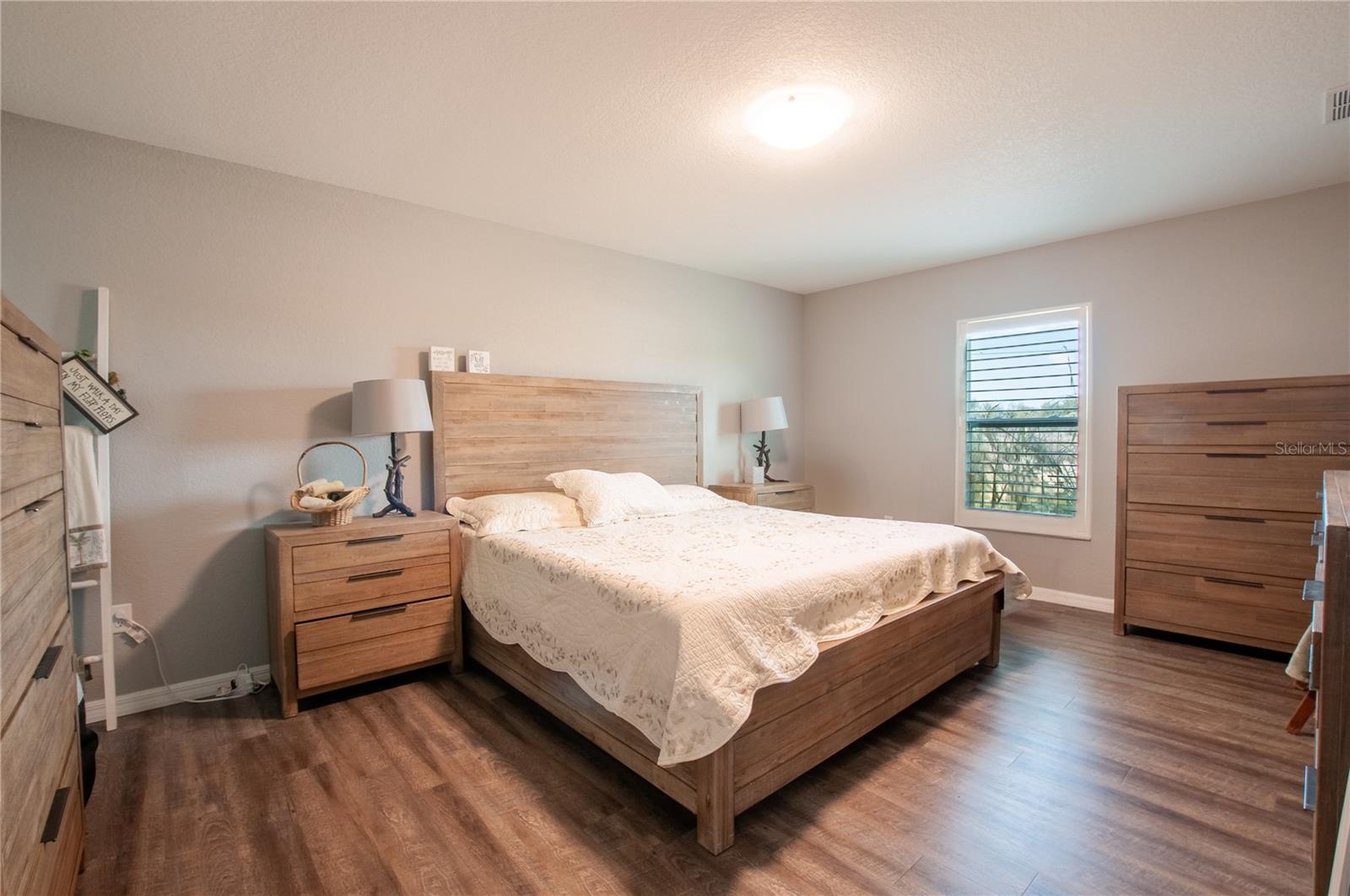 EUGENE TURNER MINOR SE - Residential