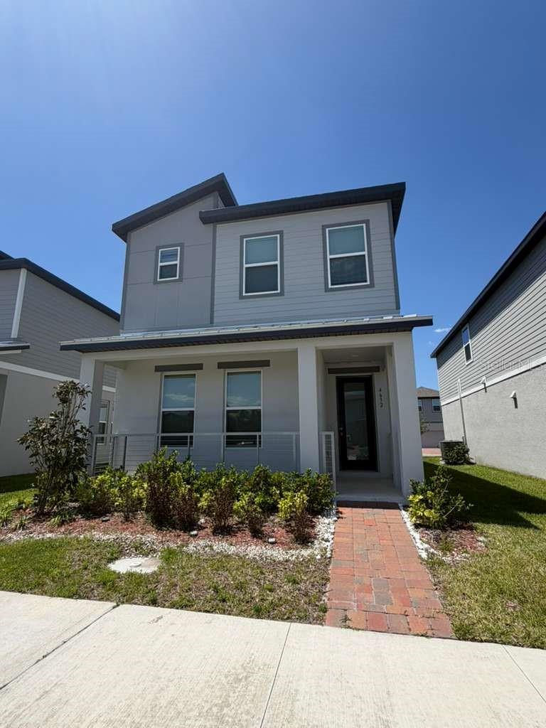 THE MEADOW AT CROSSPRAIRE - Residential Lease