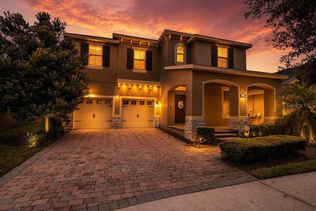15512 FOUNTAIN COVE COURT