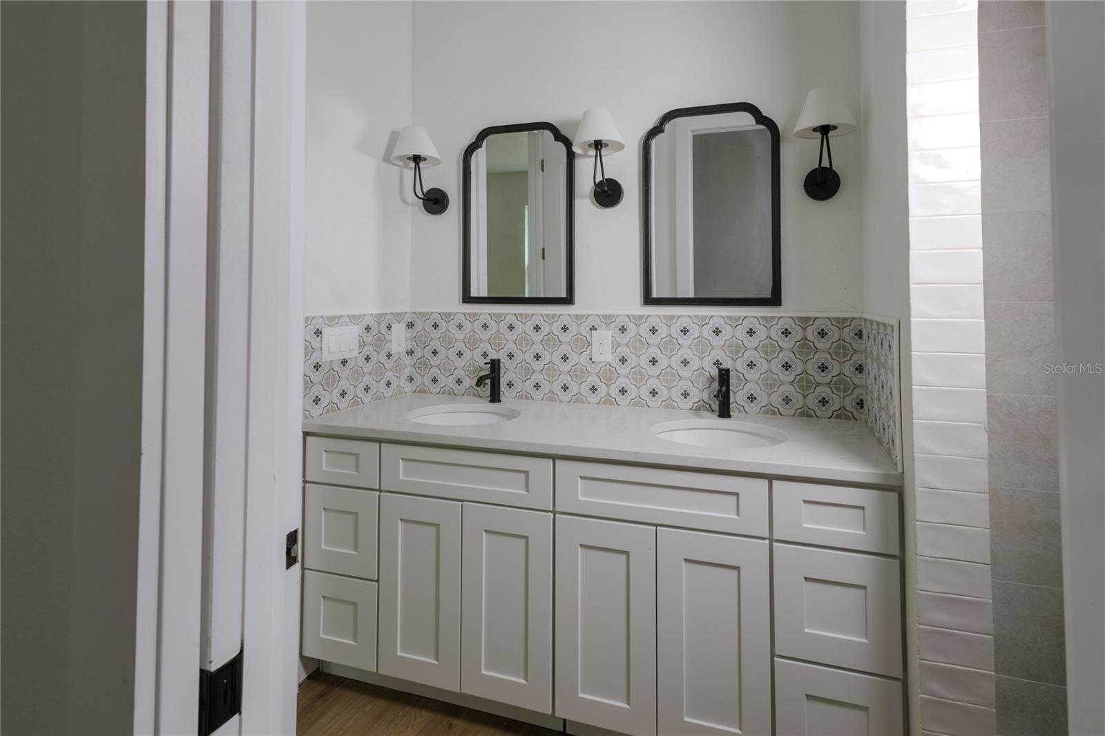 CANAAN - Residential