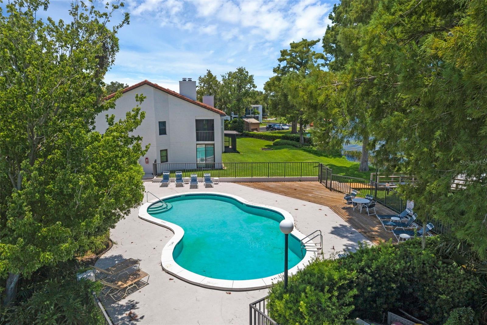 KILLARNEY BAY CONDO - Residential