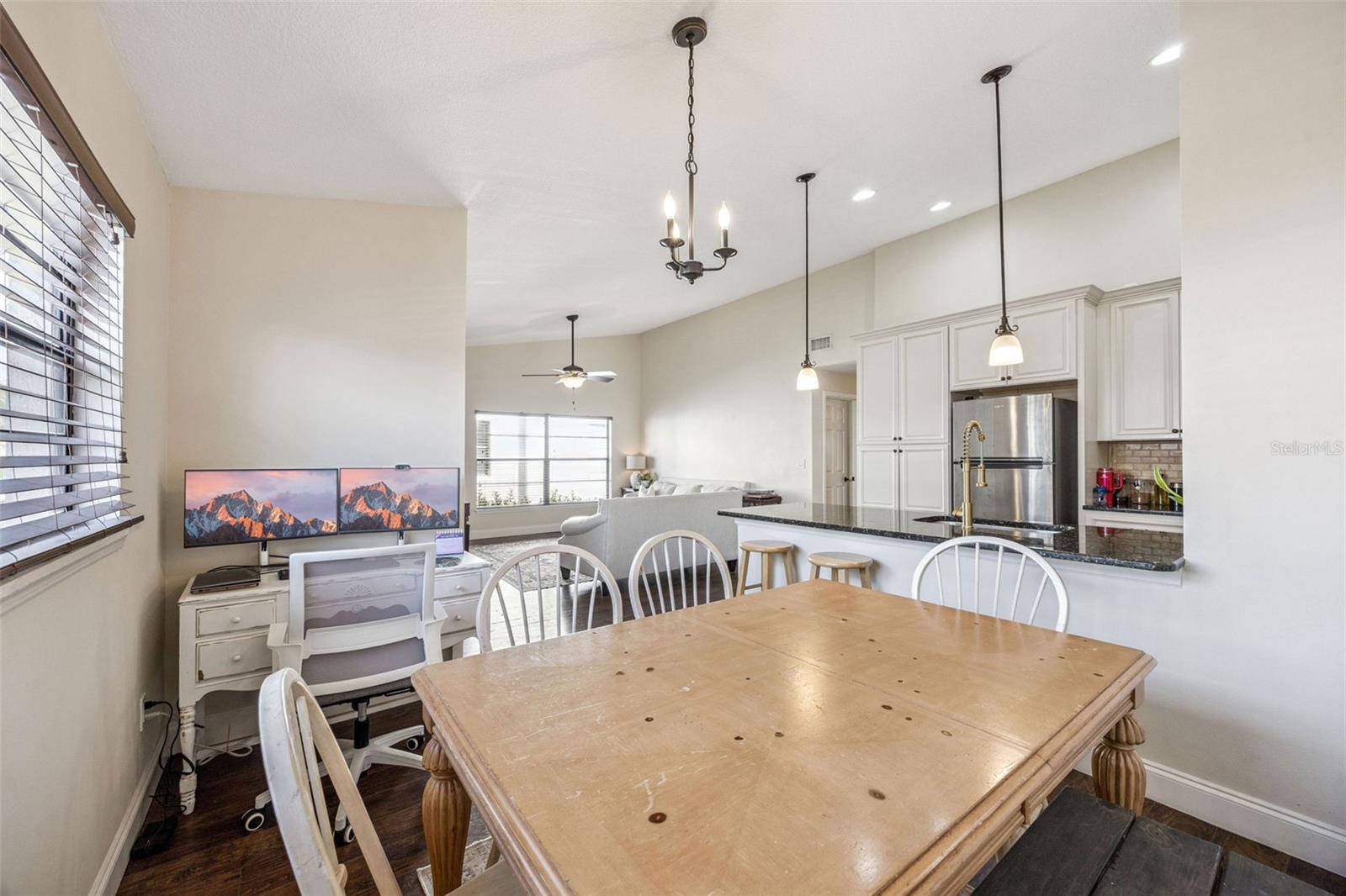 KILLARNEY BAY CONDO - Residential