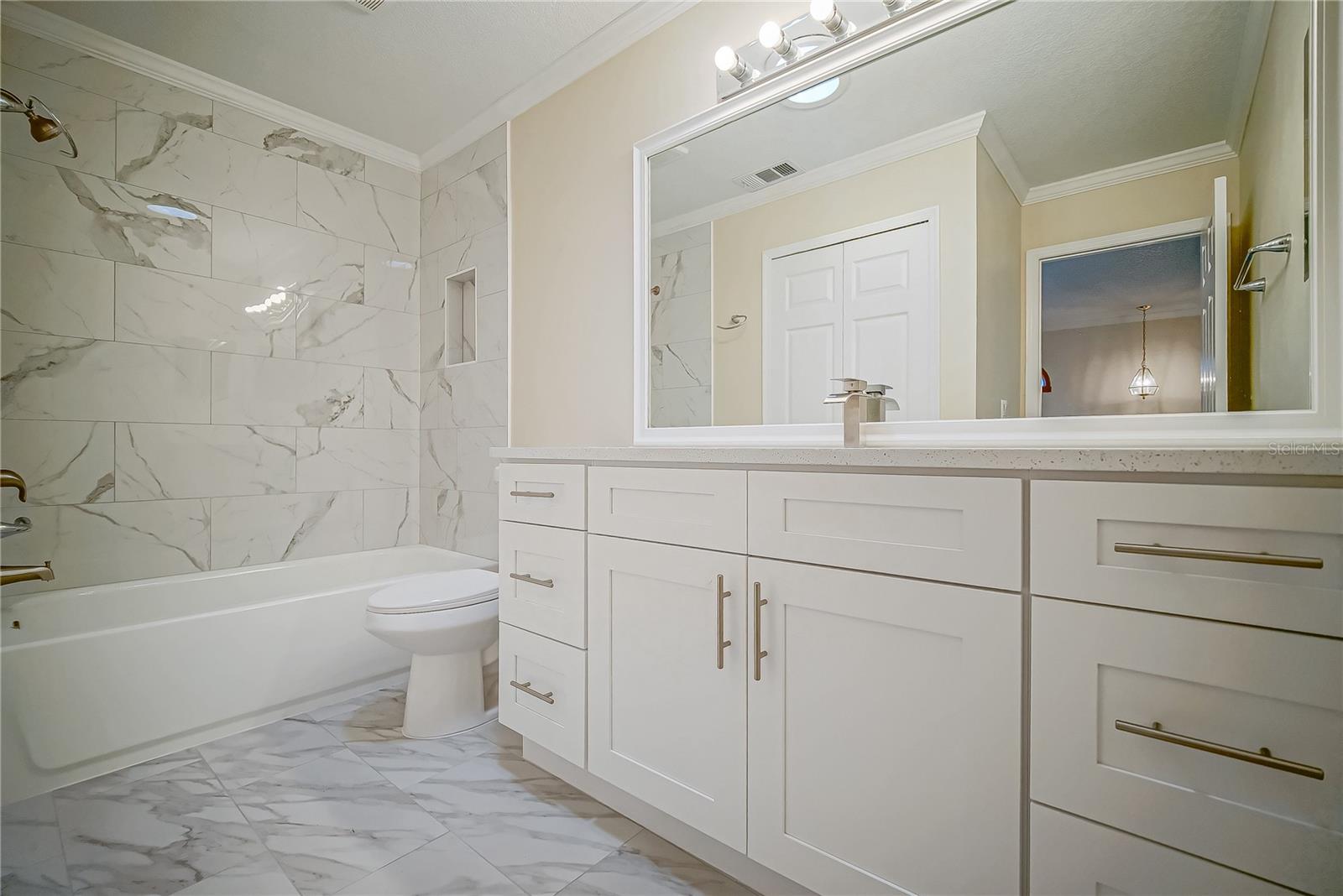 CAMELOT AT MARINERS VILLAGE 34/105 LOT 85 - Residential