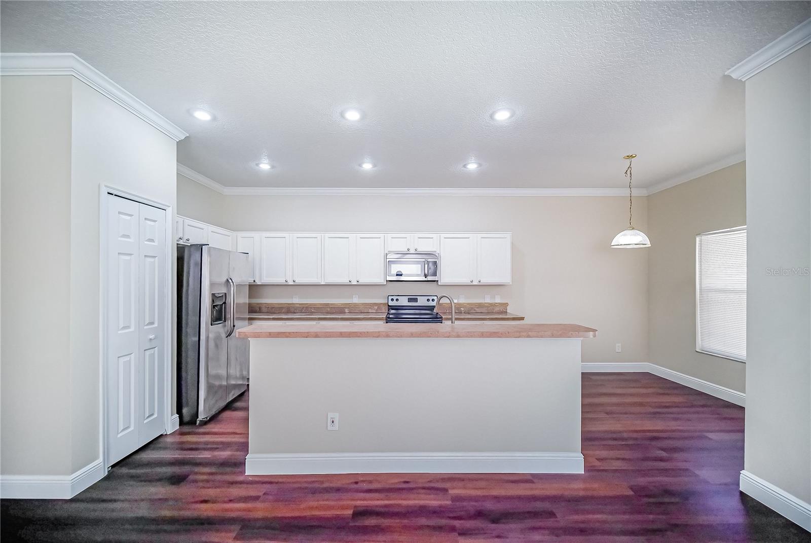 CAMELOT AT MARINERS VILLAGE 34/105 LOT 85 - Residential