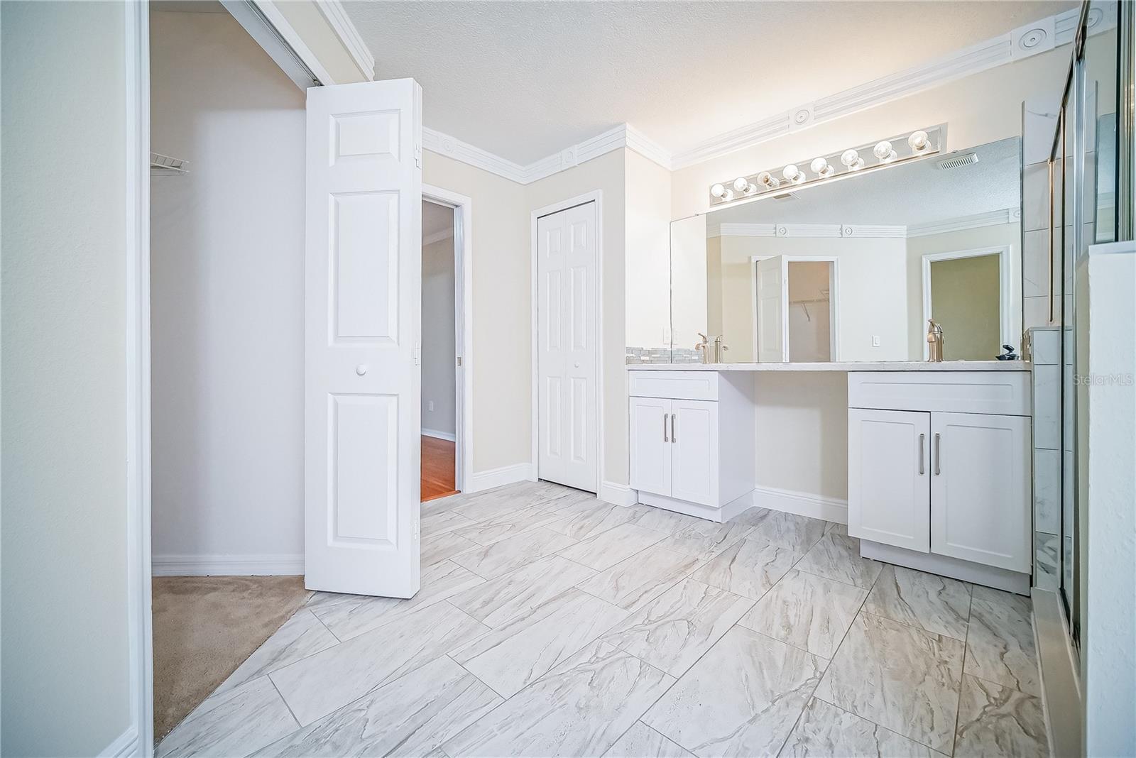 CAMELOT AT MARINERS VILLAGE 34/105 LOT 85 - Residential