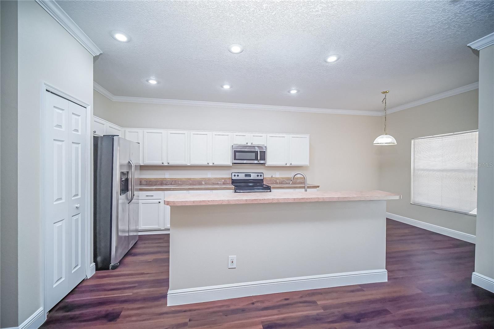 CAMELOT AT MARINERS VILLAGE 34/105 LOT 85 - Residential