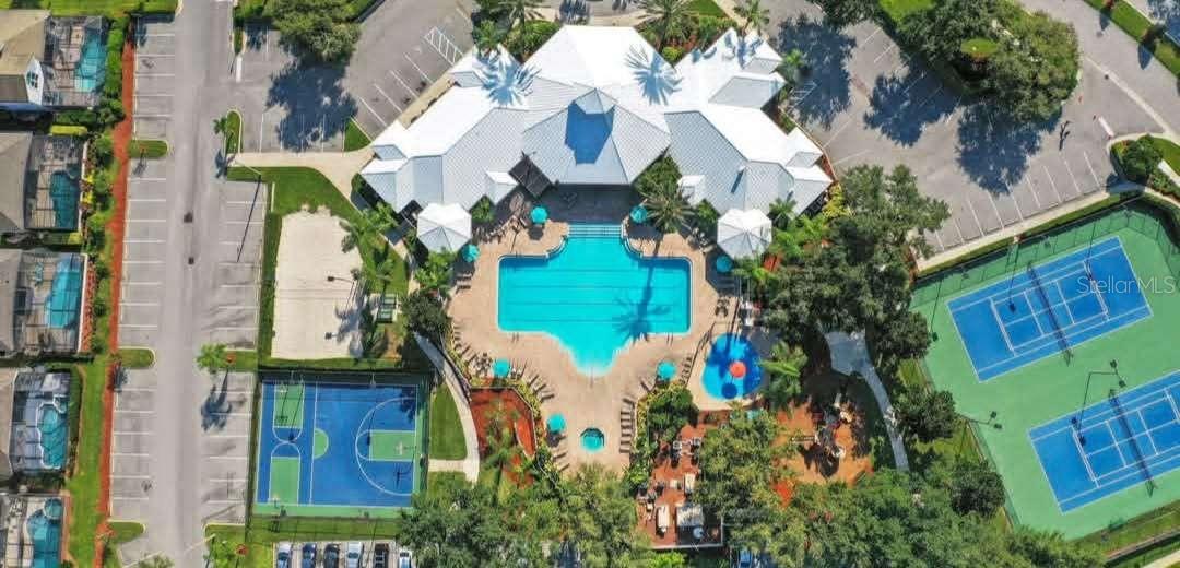 8105 COCONUT PALM WAY 305