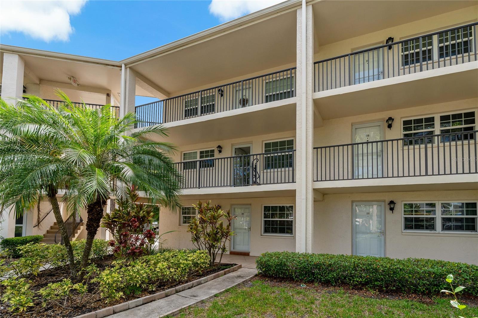 870 VIRGINIA STREET 109