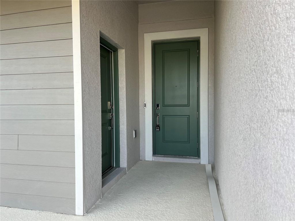 Photo of 178 Aces High Lane, Davenport, FL 33896 (MLS # S5141438)