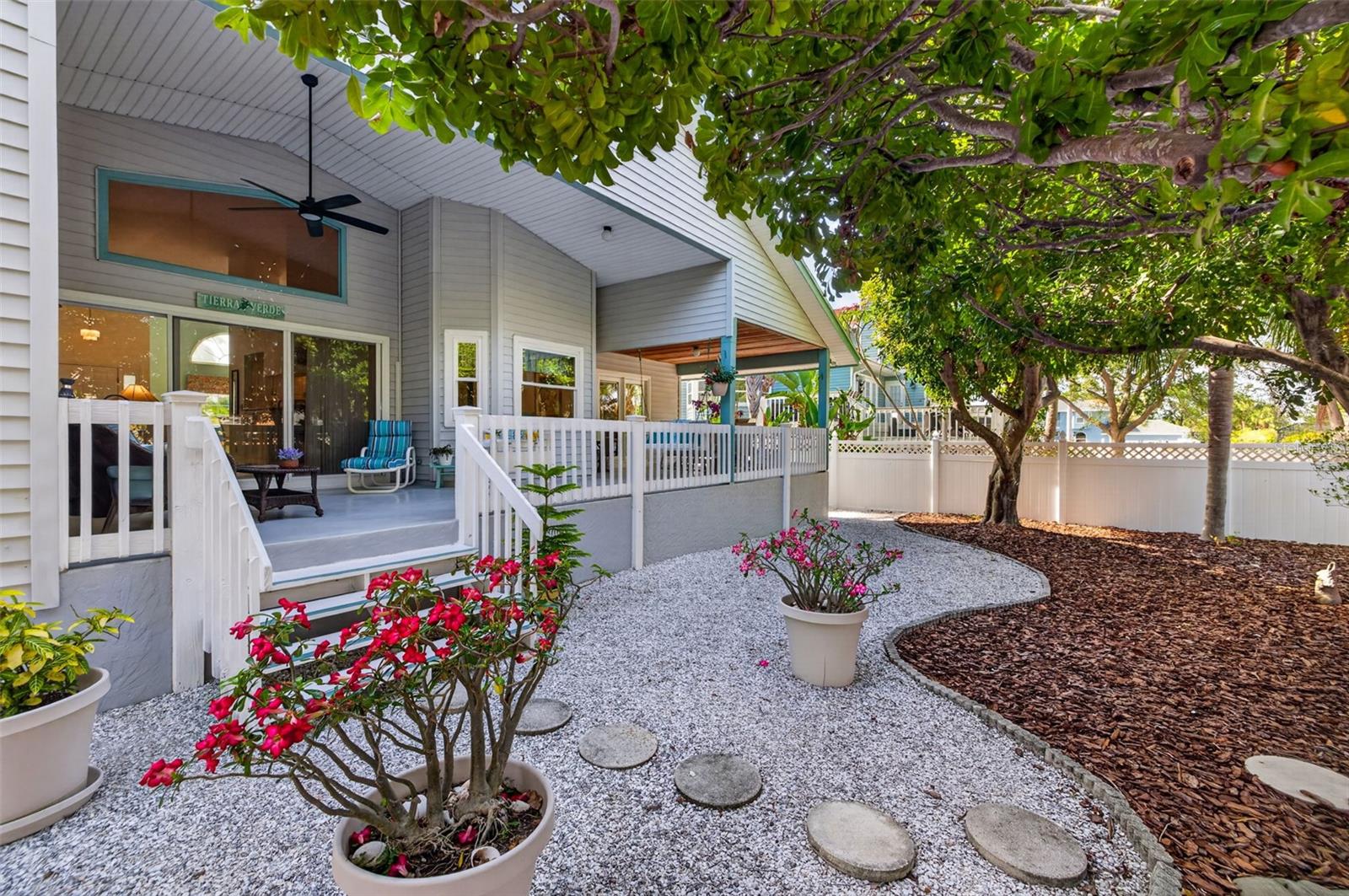 TIERRA VERDE UNIT 1 4TH REP - Residential