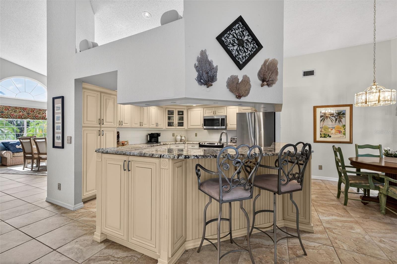 TIERRA VERDE UNIT 1 4TH REP - Residential