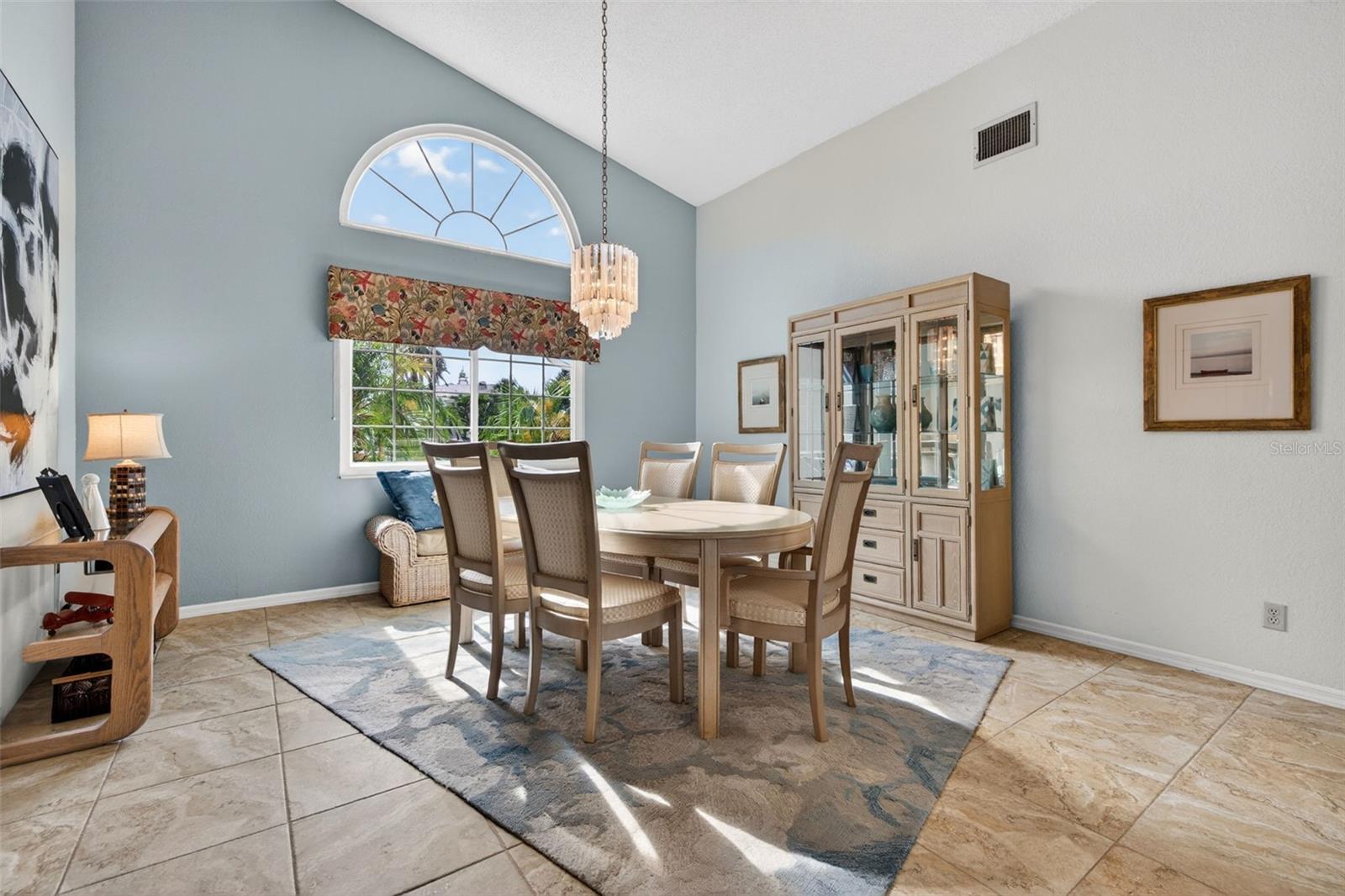 TIERRA VERDE UNIT 1 4TH REP - Residential