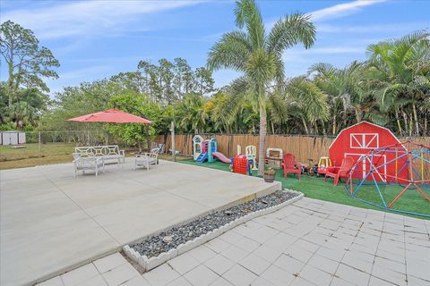 A home in NORTH PORT