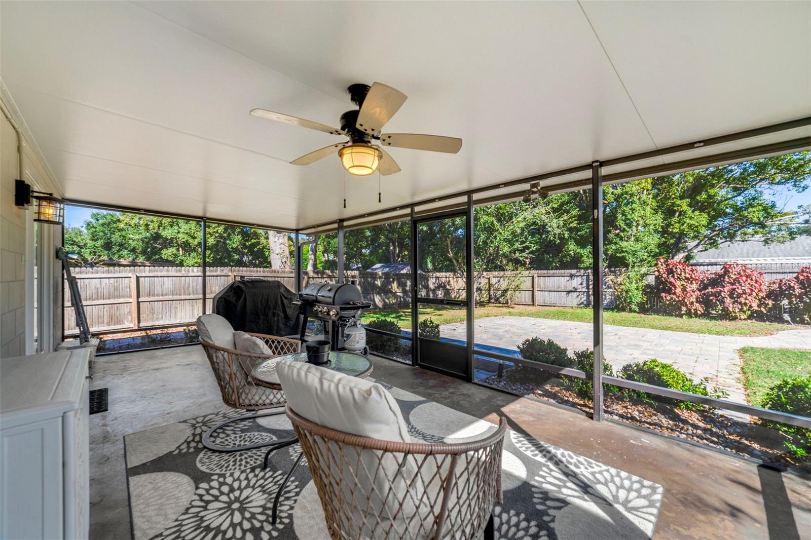 LAKE SEARCY SHORES - Residential