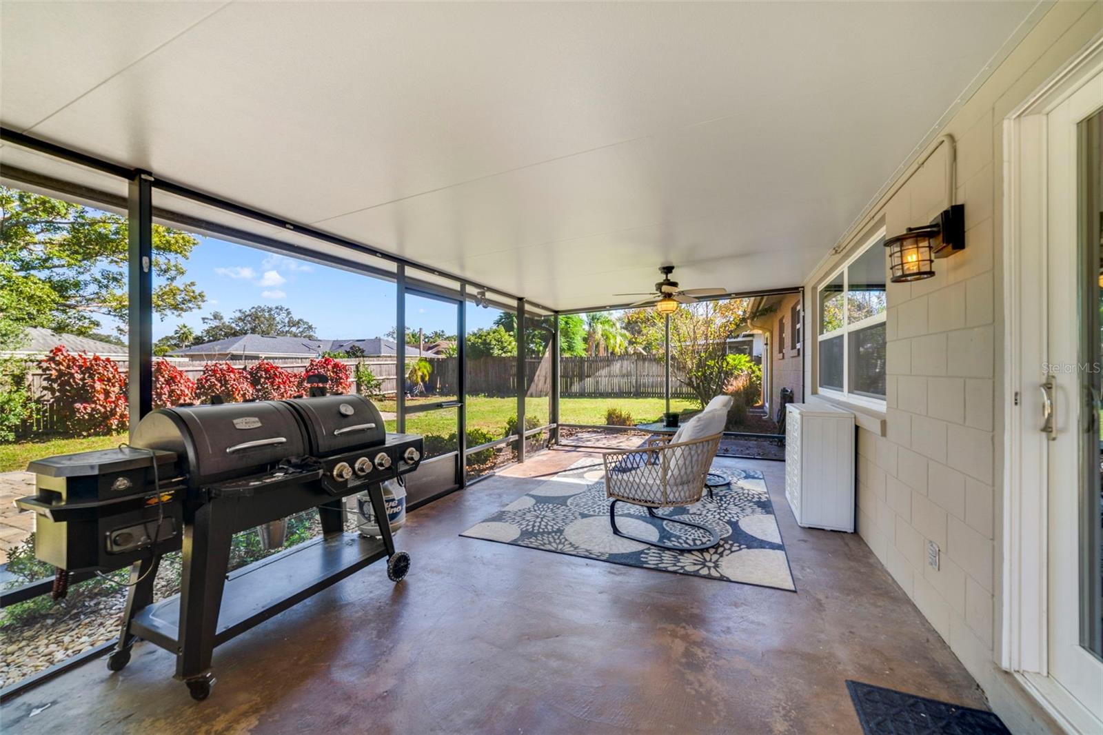 LAKE SEARCY SHORES - Residential