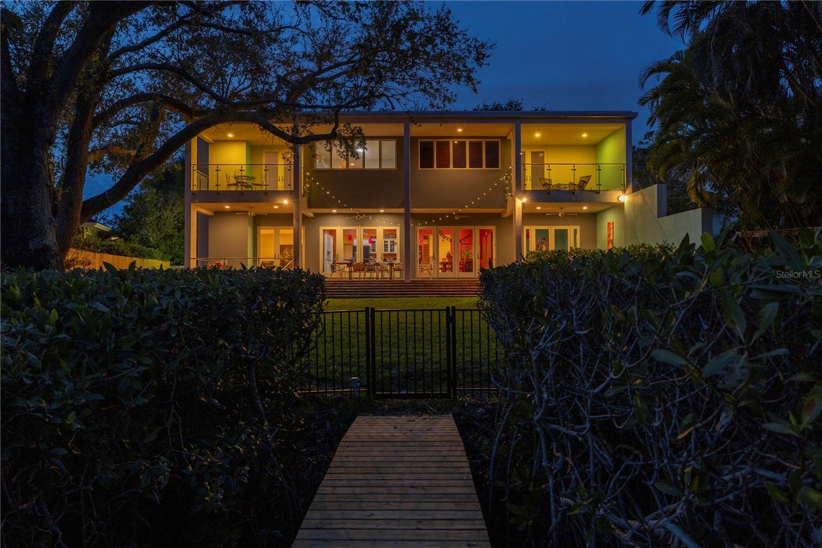 SNELL ISLE SHORES - Residential