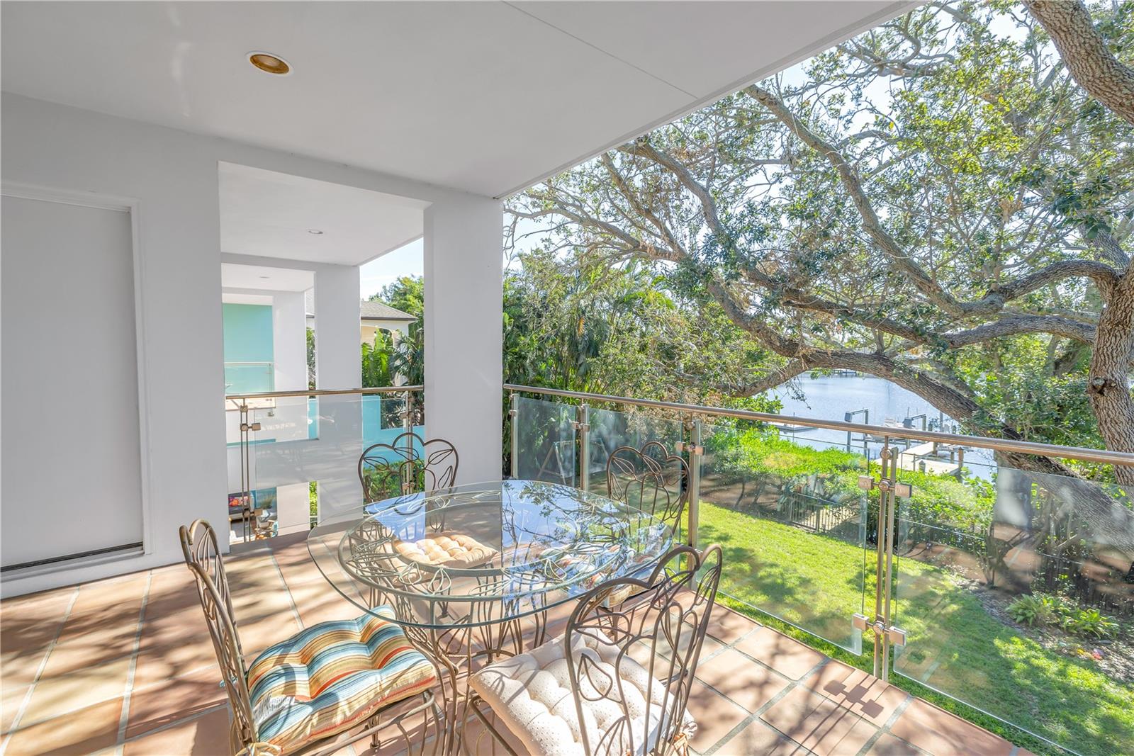 SNELL ISLE SHORES - Residential