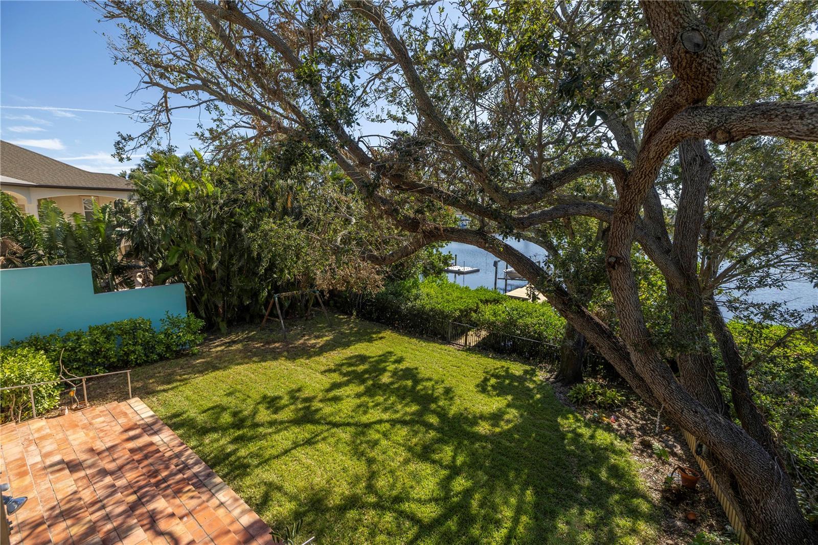 SNELL ISLE SHORES - Residential