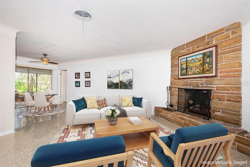 Photo of 152 58th Avenue S, St Petersburg, FL 33705 (MLS # TB8444601)