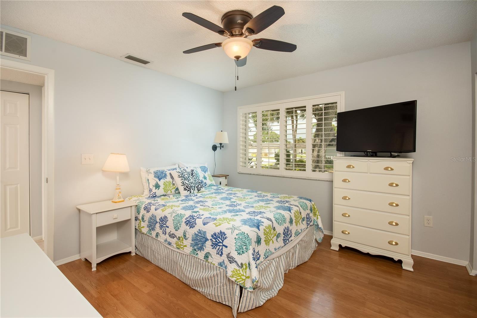 GLEN OAKS RIDGE VILLAS 1 - Residential