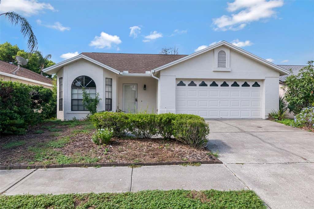 Photo of 10913 Fenway Glen Court, Riverview, FL 33578 (MLS # TB8534372)