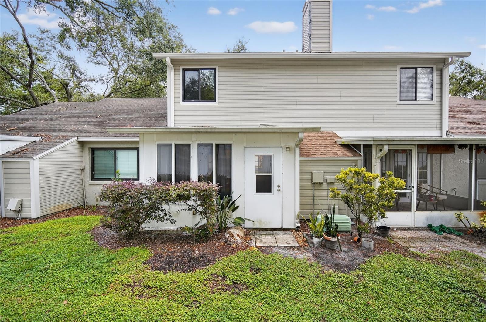 LAURELON VILLAGE OF MEADOWOOD - Residential