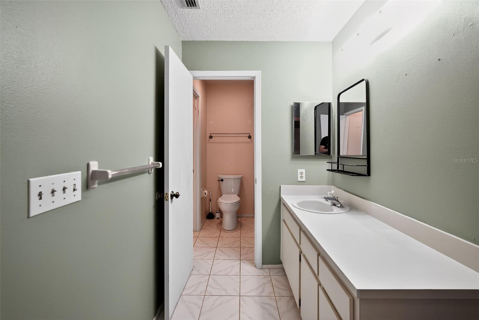 LAURELON VILLAGE OF MEADOWOOD - Residential