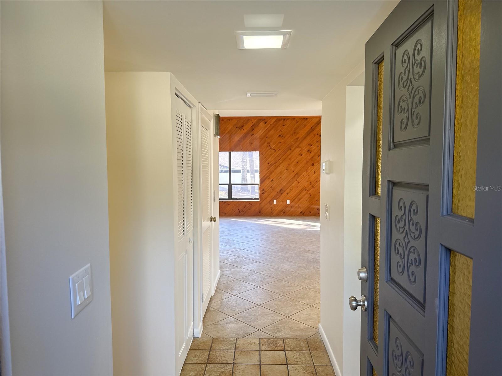 3808 NE 17TH STREET CIRCLE 1