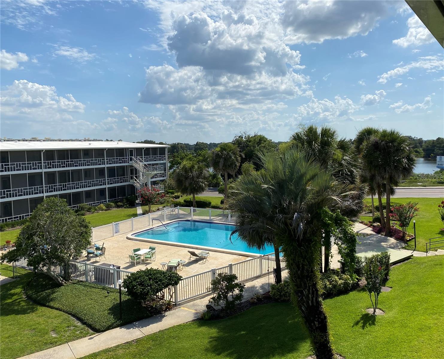 WINTER HAVEN HARBOUR APTS CONDO - Residential