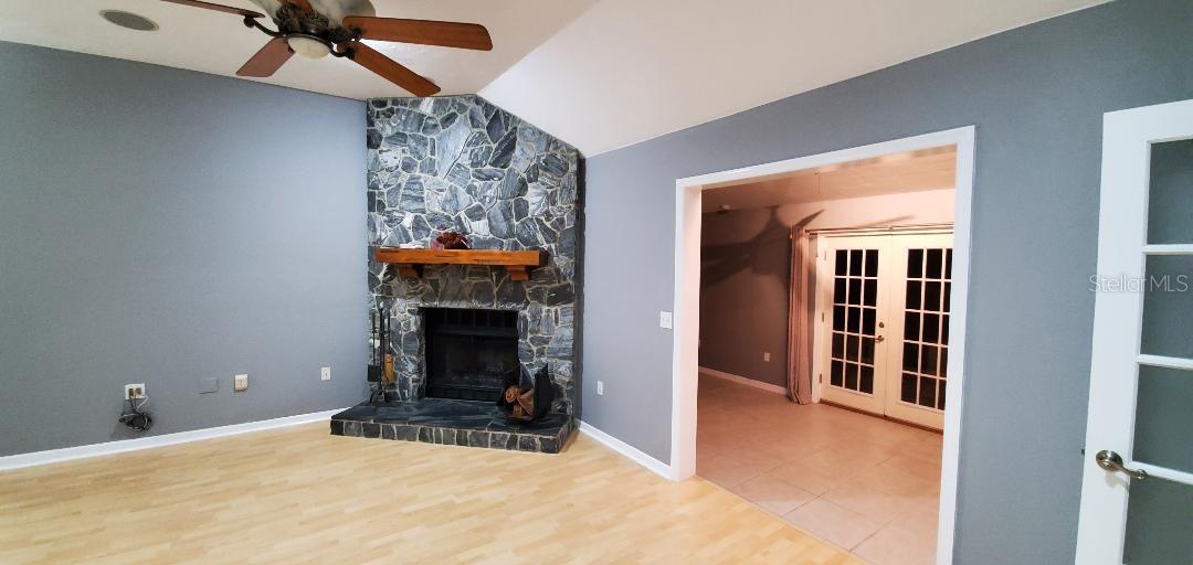 5201 SW 86 TERRACE