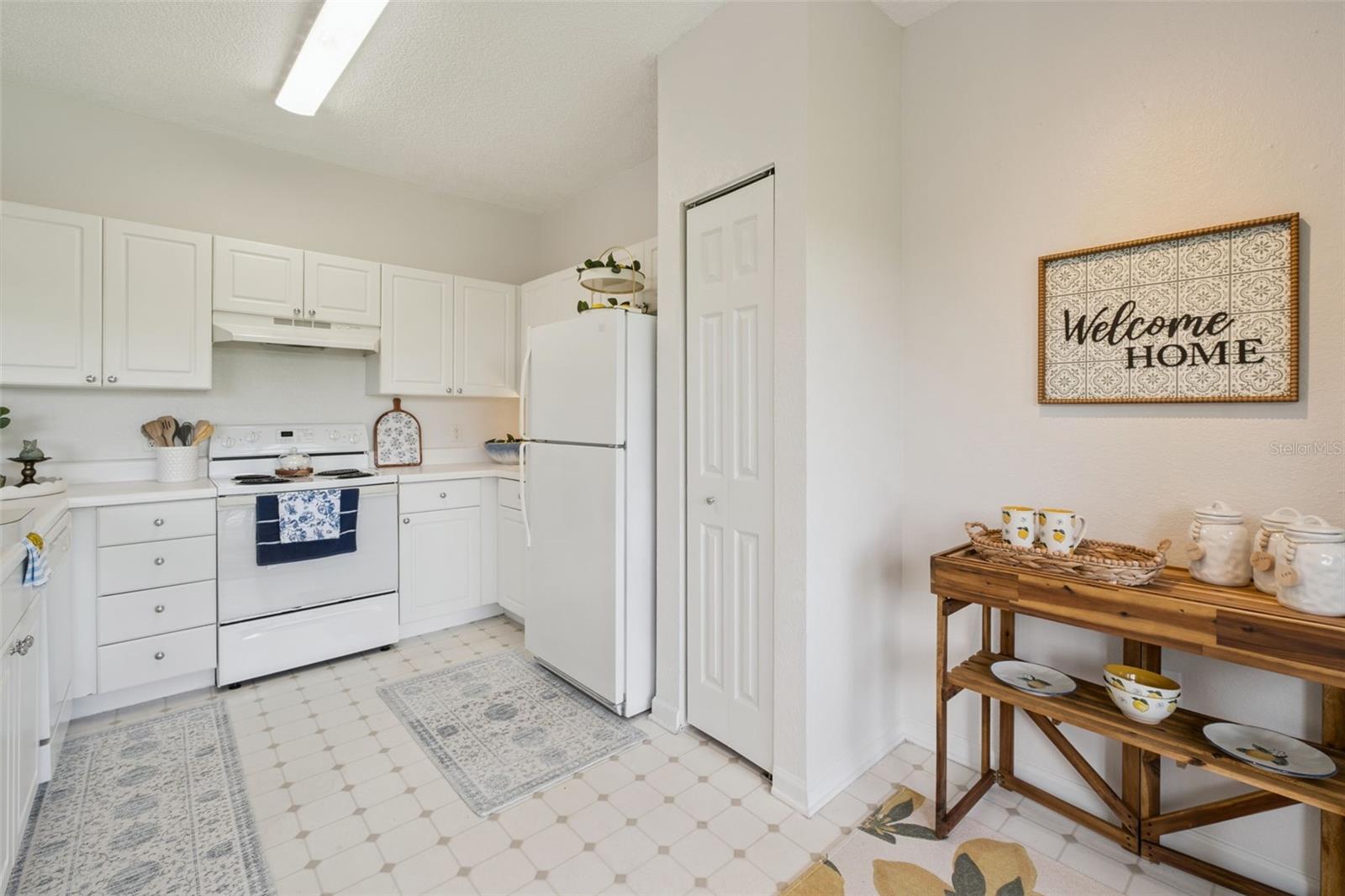 426 ARBOR LAKES 426